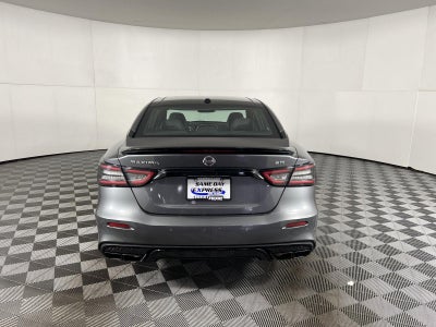 2022 Nissan Maxima SR