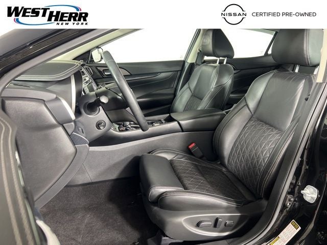 2021 Nissan Maxima Platinum