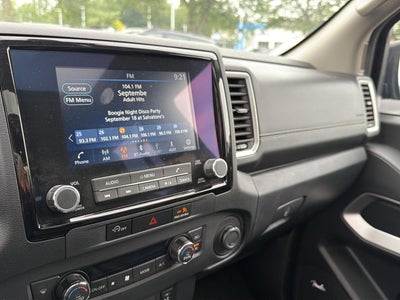 2023 Nissan Frontier SV
