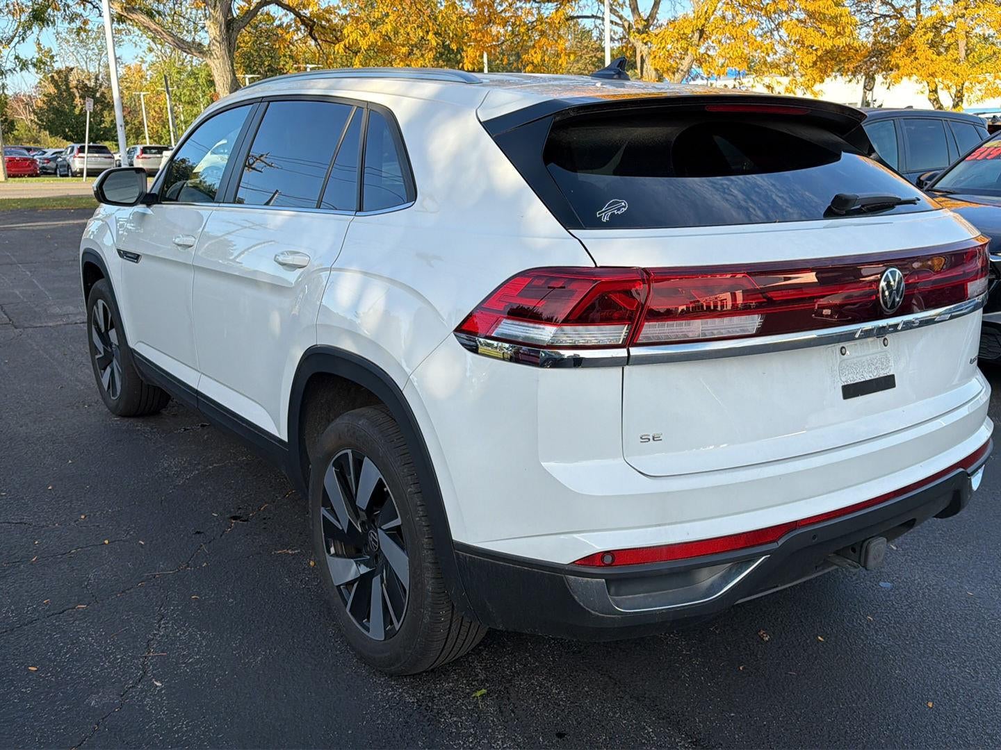 2024 Volkswagen Atlas Cross Sport 2.0T SE w/Technology