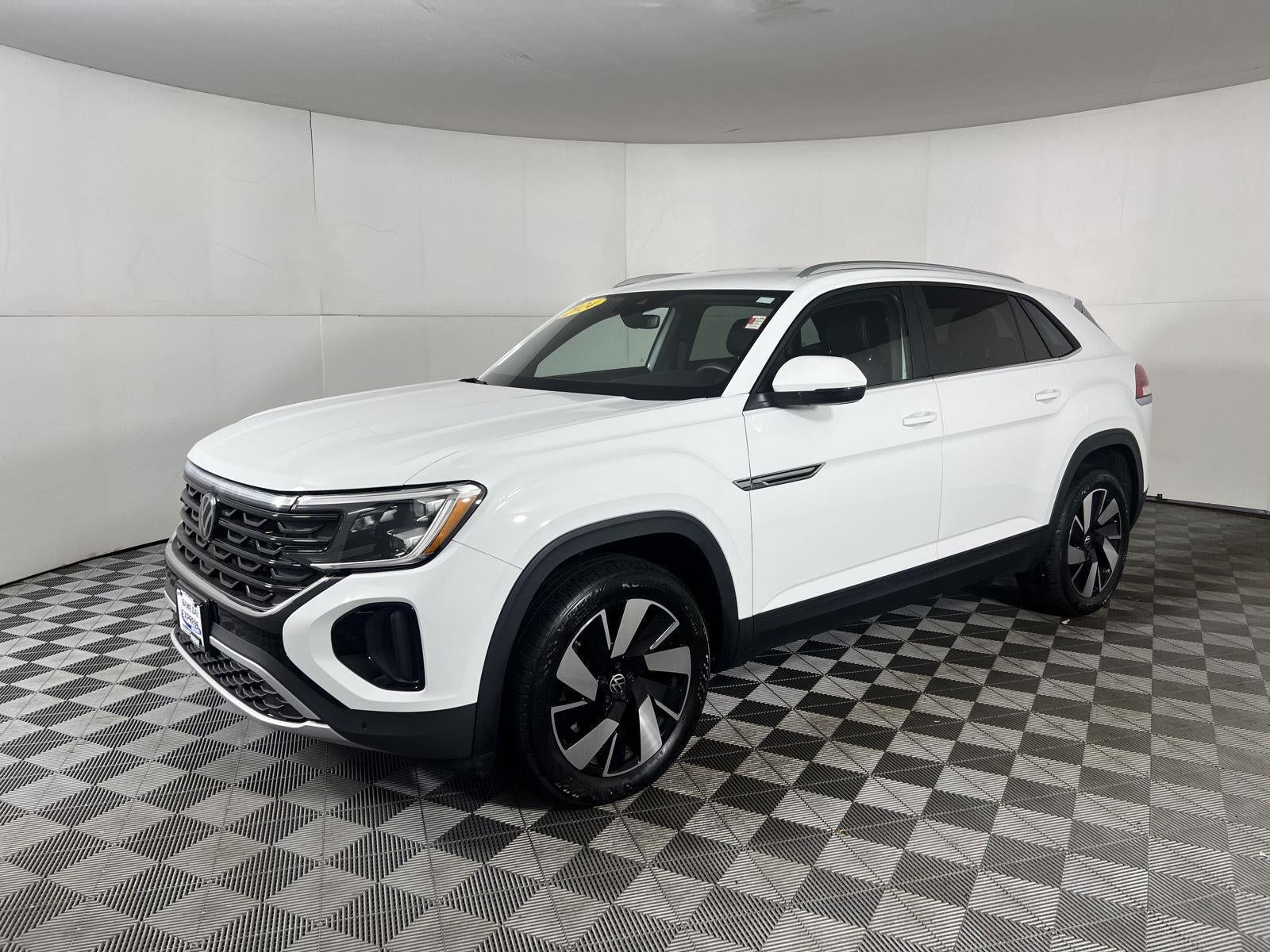 2024 Volkswagen Atlas Cross Sport 2.0T SE w/Technology