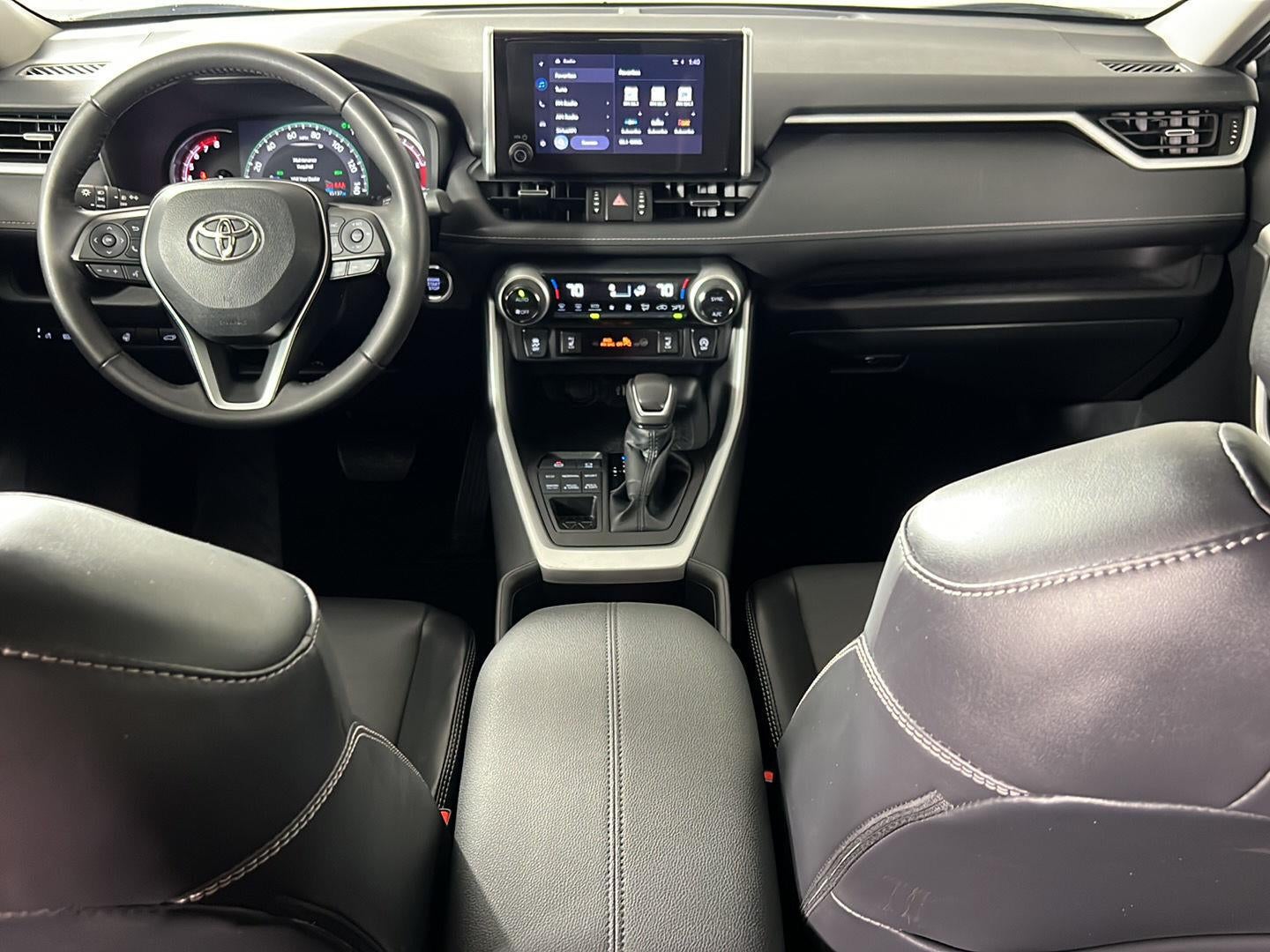 2023 Toyota Rav4 XLE Premium