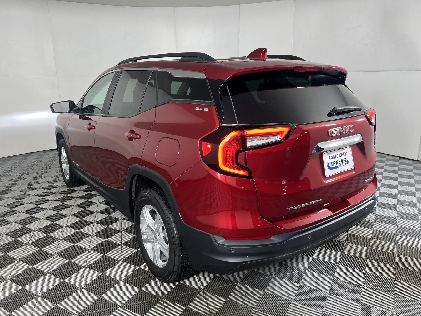 2023 GMC Terrain SLE