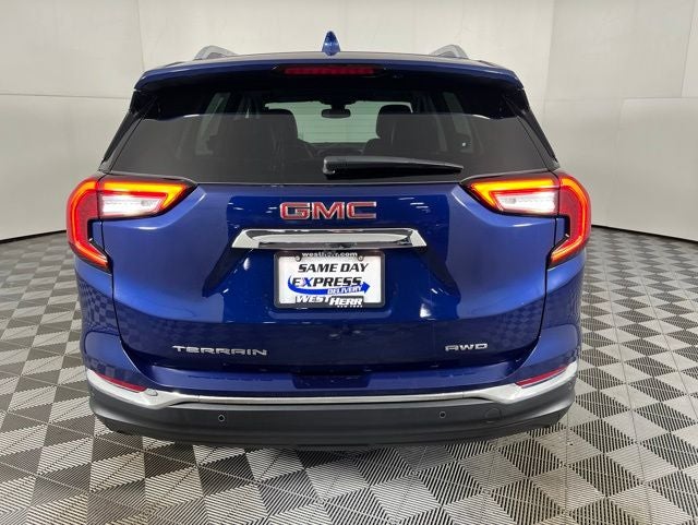 2022 GMC Terrain SLT