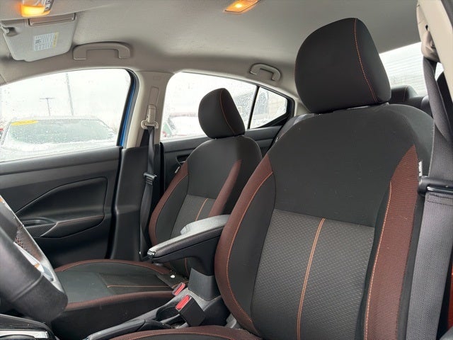 2021 Nissan Versa 1.6 SR