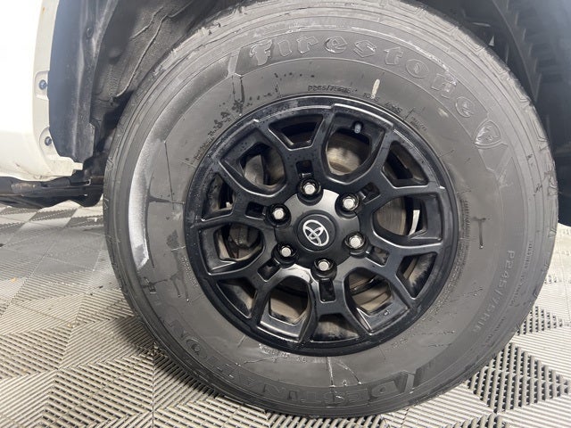 2022 Toyota Tacoma SR5 V6