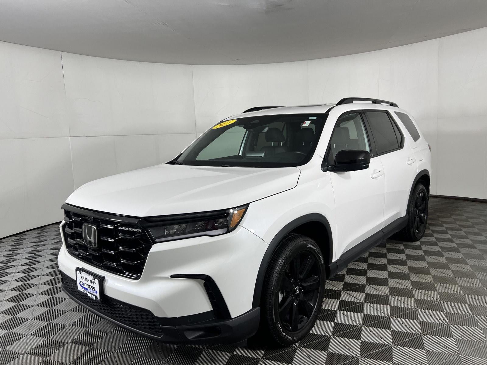 2025 Honda Pilot Black Edition