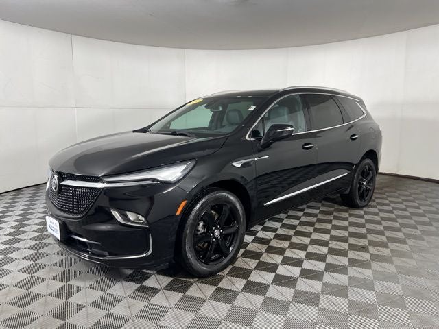 2024 Buick Enclave Essence