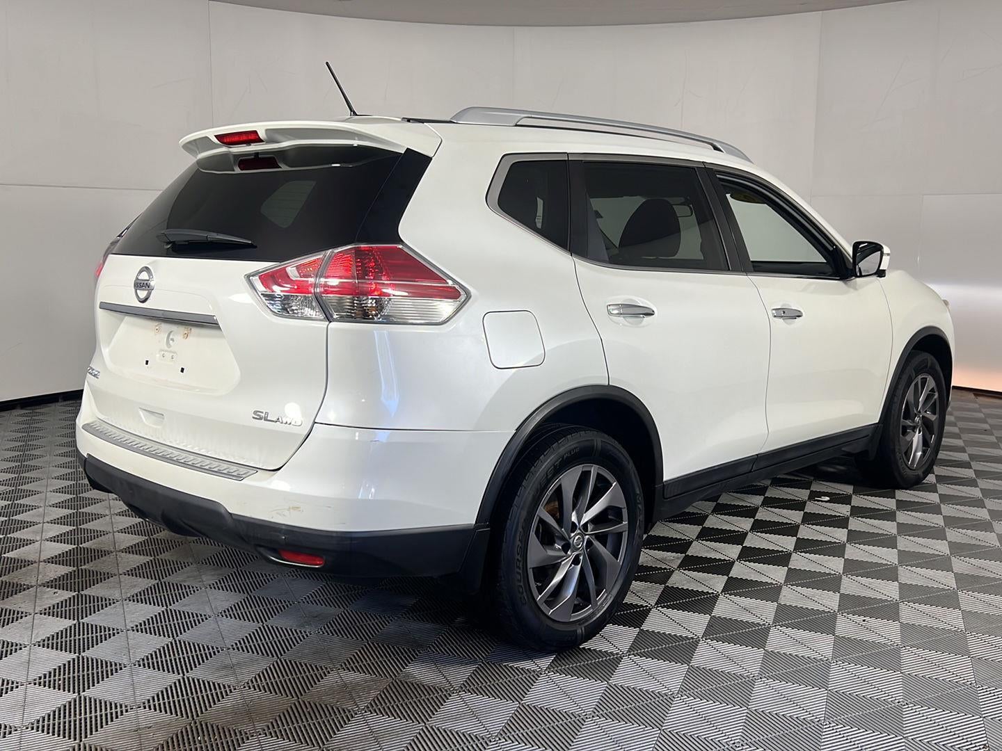 2016 Nissan Rogue SL