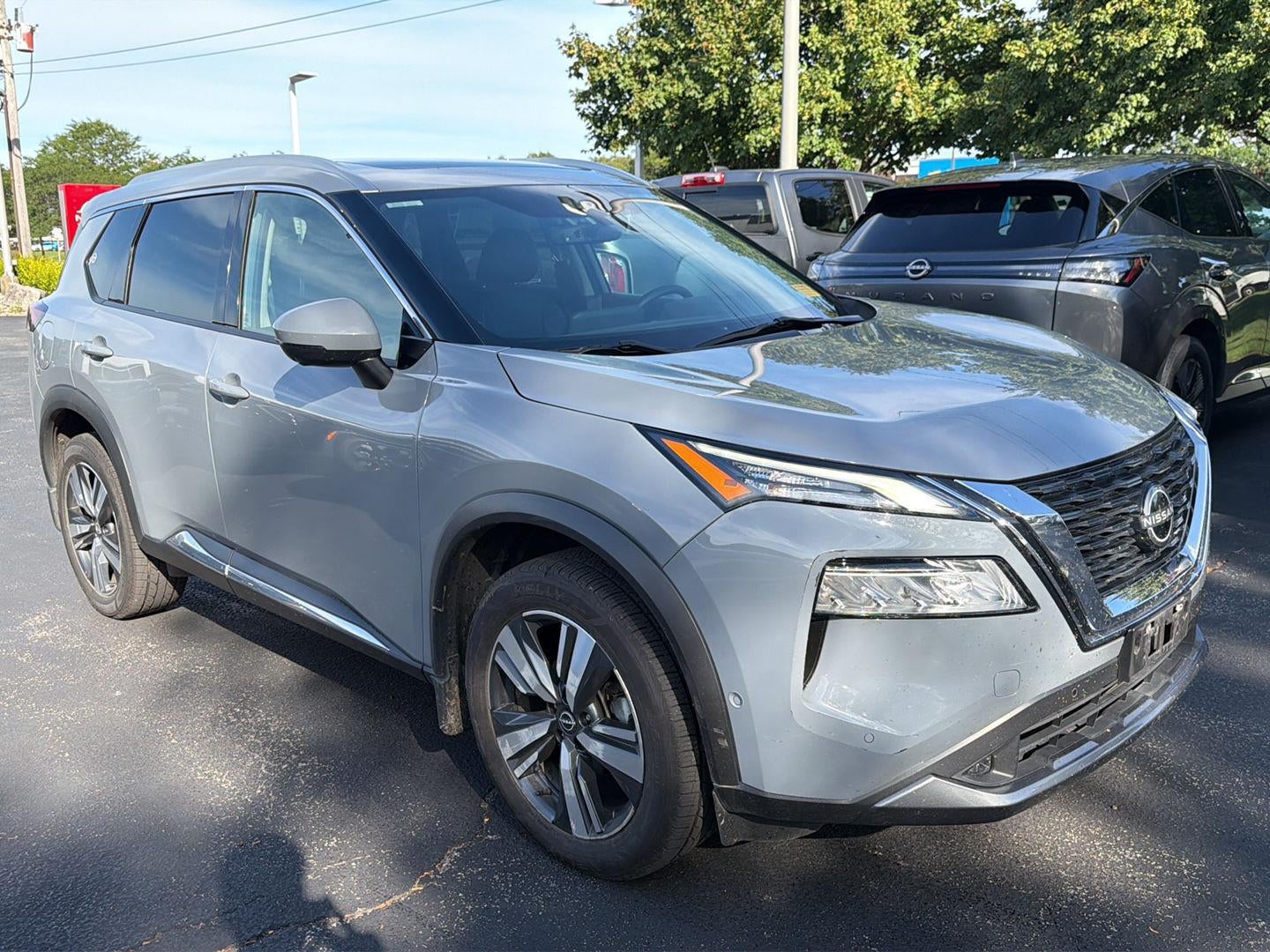 2022 Nissan Rogue SL