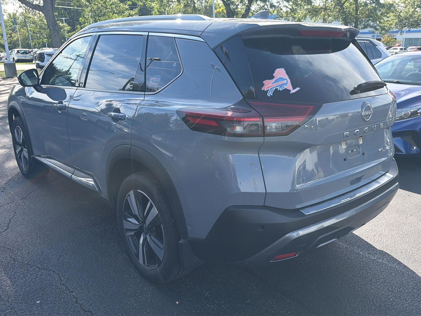 2022 Nissan Rogue SL