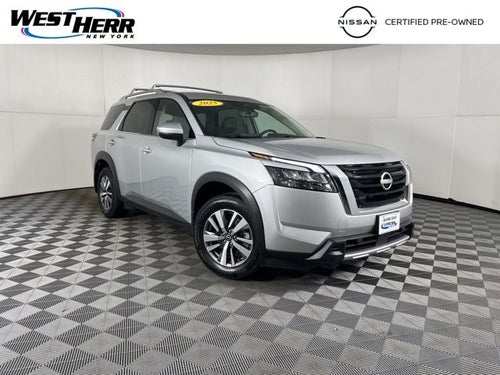 2025 Nissan Pathfinder SL