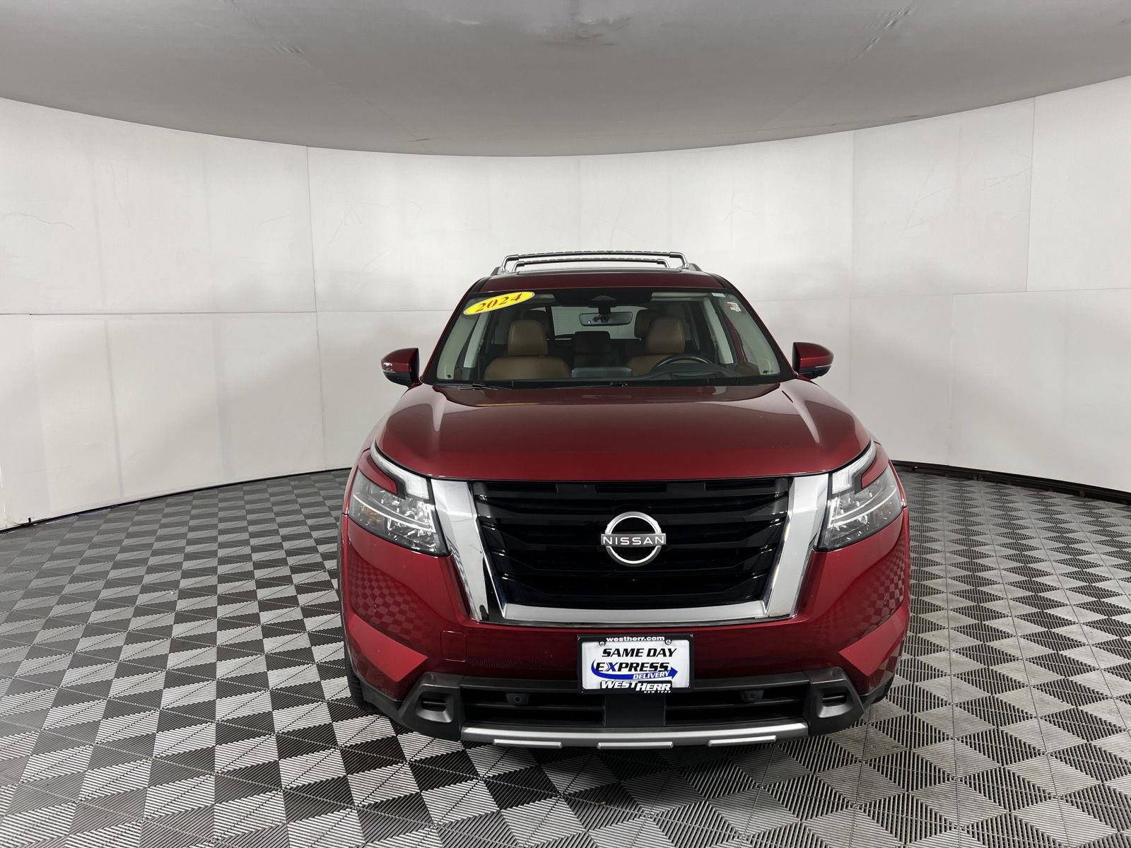 2024 Nissan Pathfinder Platinum