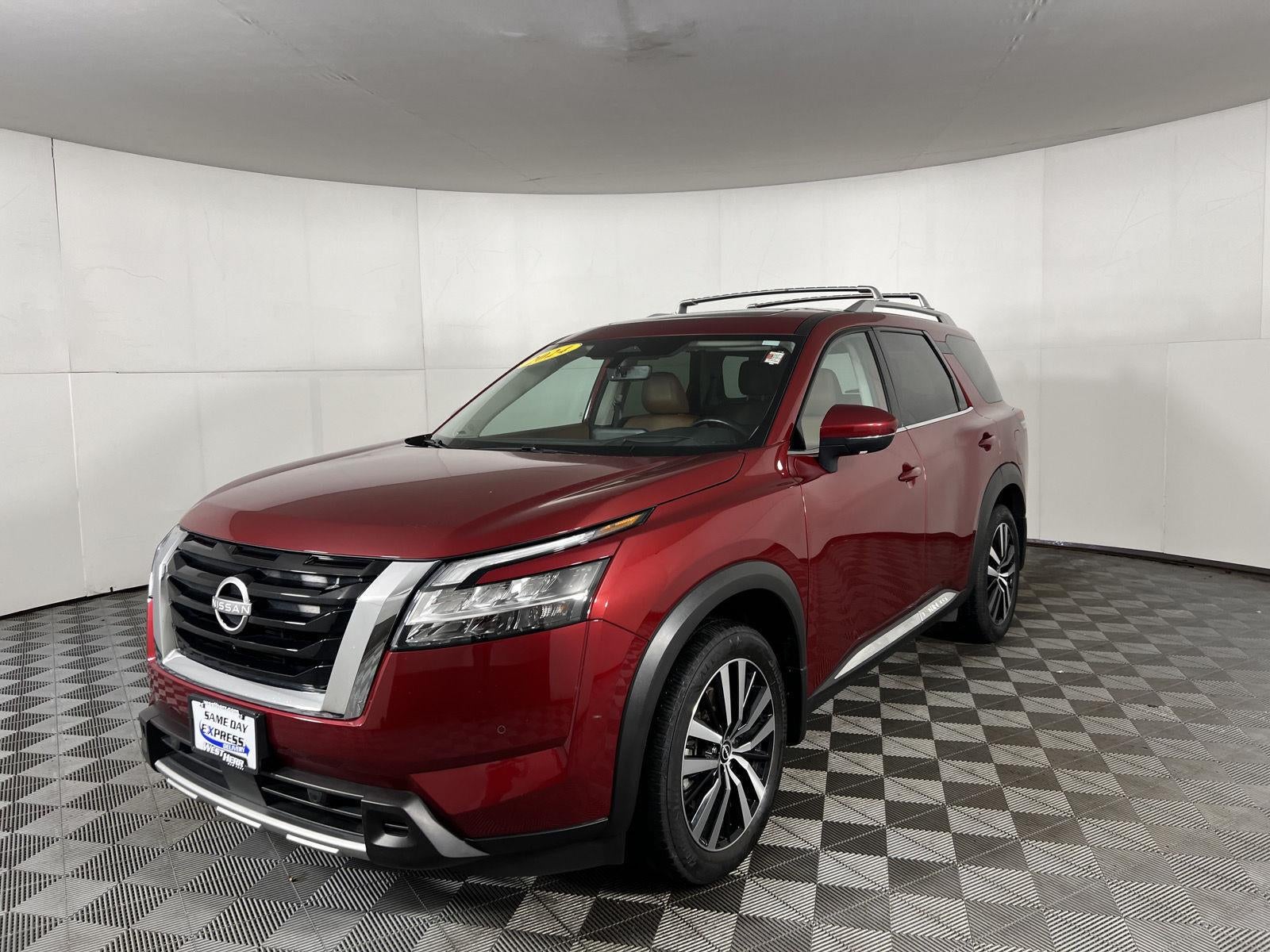 2024 Nissan Pathfinder Platinum