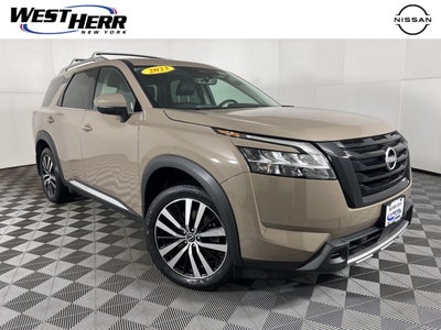 2023 Nissan Pathfinder Platinum