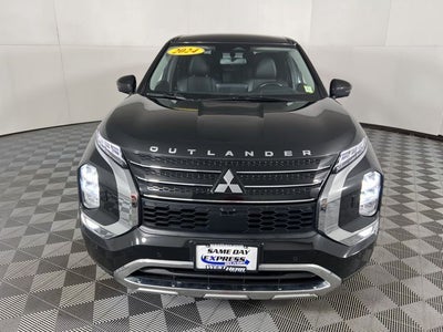 2024 Mitsubishi Outlander SE Black Edition