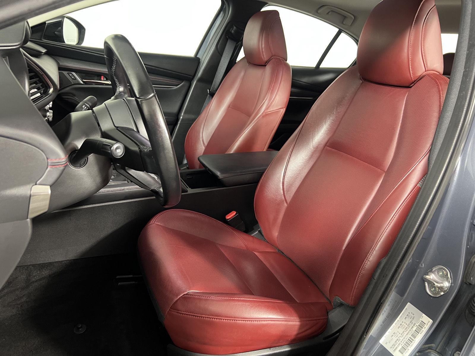 2025 Mazda Mazda3 Sedan 2.5 S Carbon Edition