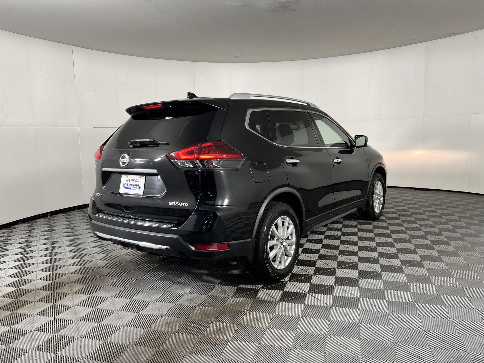 2018 Nissan Rogue SV