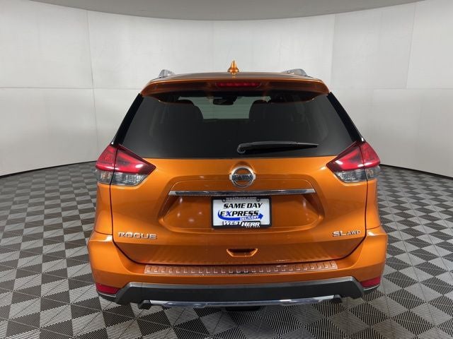 2017 Nissan Rogue SL