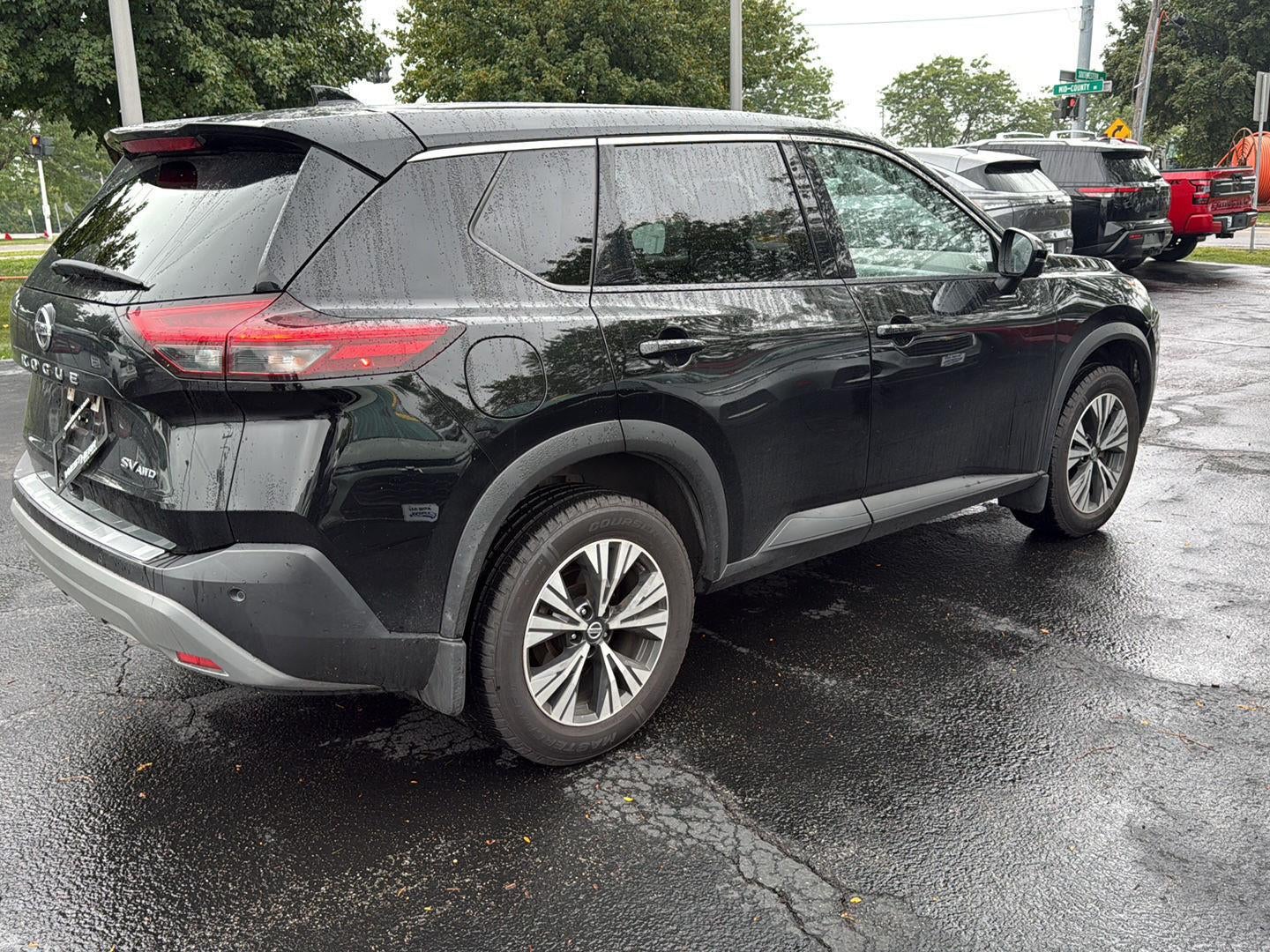 2021 Nissan Rogue SV