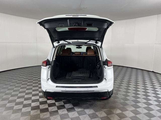 2024 Nissan Rogue Platinum