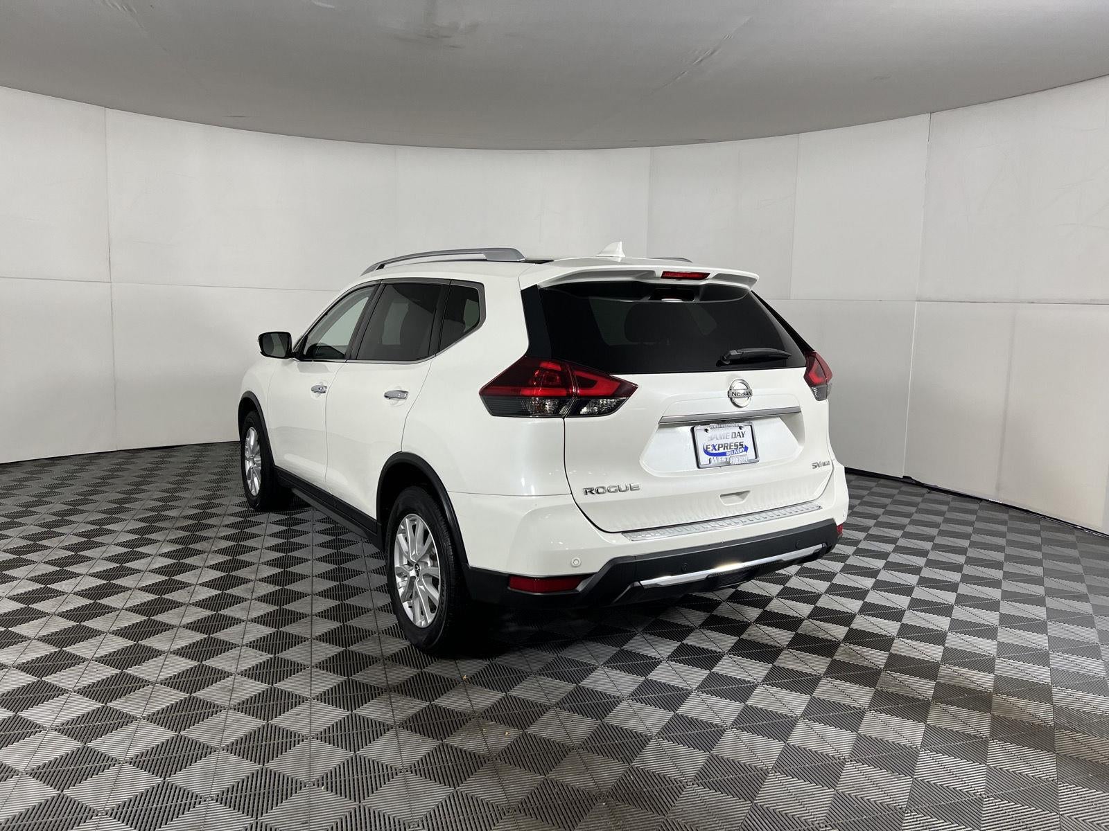 2020 Nissan Rogue SV