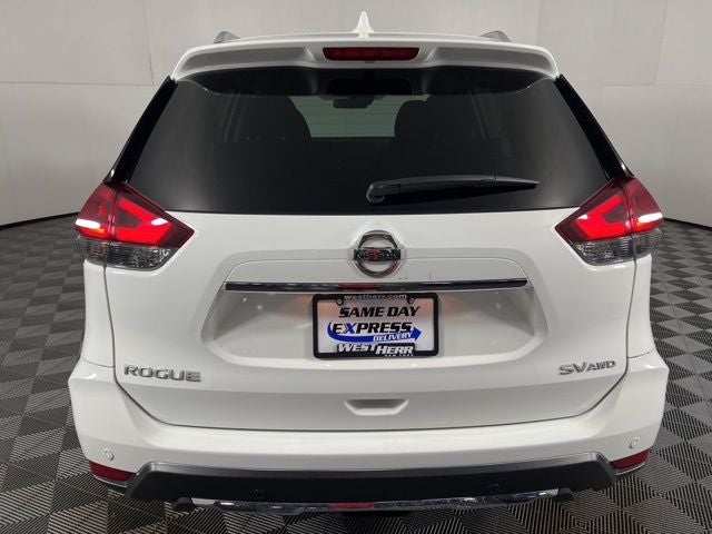 2020 Nissan Rogue SV