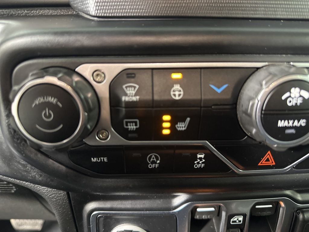 2022 Jeep Wrangler Unlimited Willys