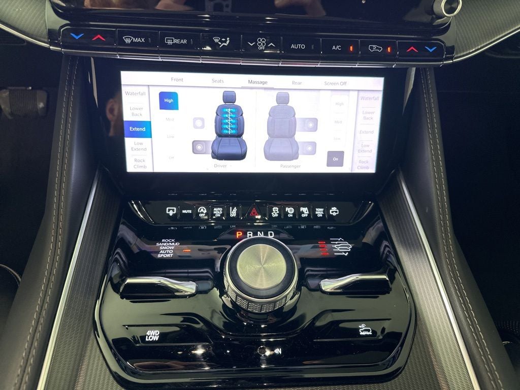 2024 Jeep Grand Wagoneer L Series II