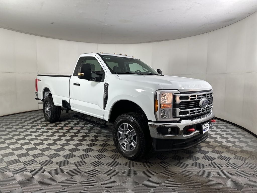 2025 Ford F-350SD XLT