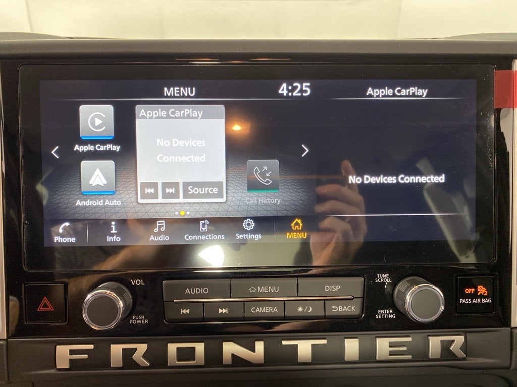 2025 Nissan Frontier SV