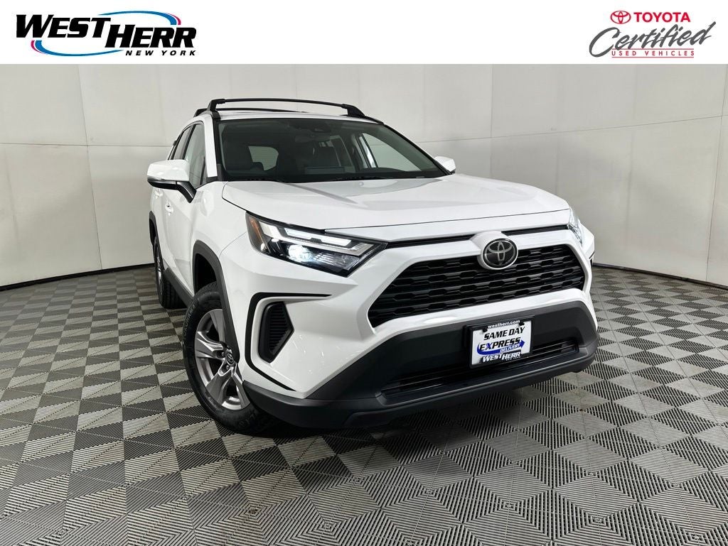 2023 Toyota RAV4 XLE