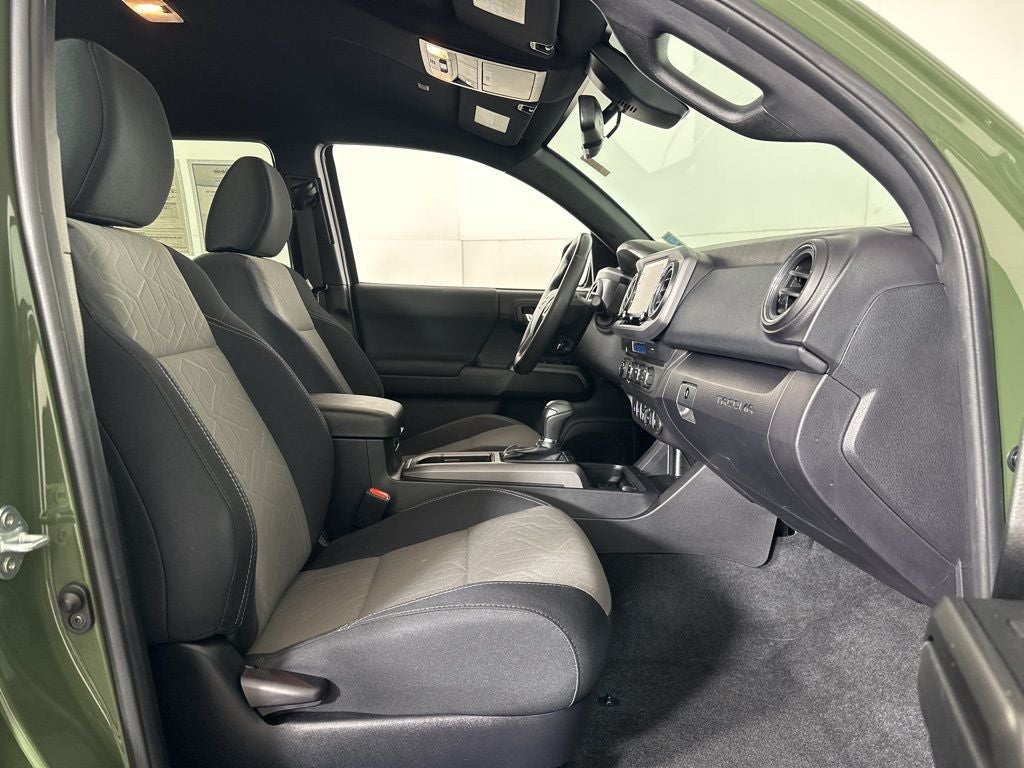 2022 Toyota Tacoma TRD Sport V6