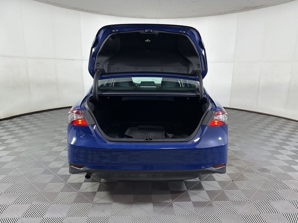 2023 Toyota Camry Hybrid LE