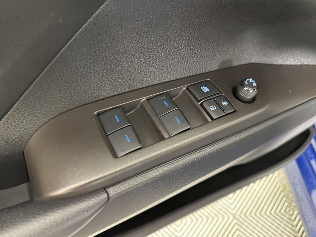 2023 Toyota Camry Hybrid LE