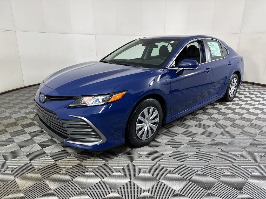 2023 Toyota Camry Hybrid LE