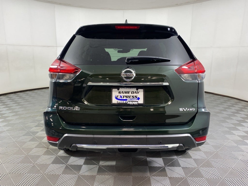 2020 Nissan Rogue SV