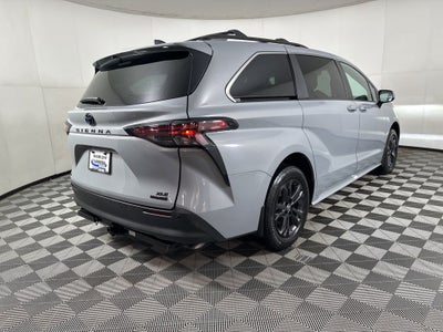 2024 Toyota Sienna Woodland Edition