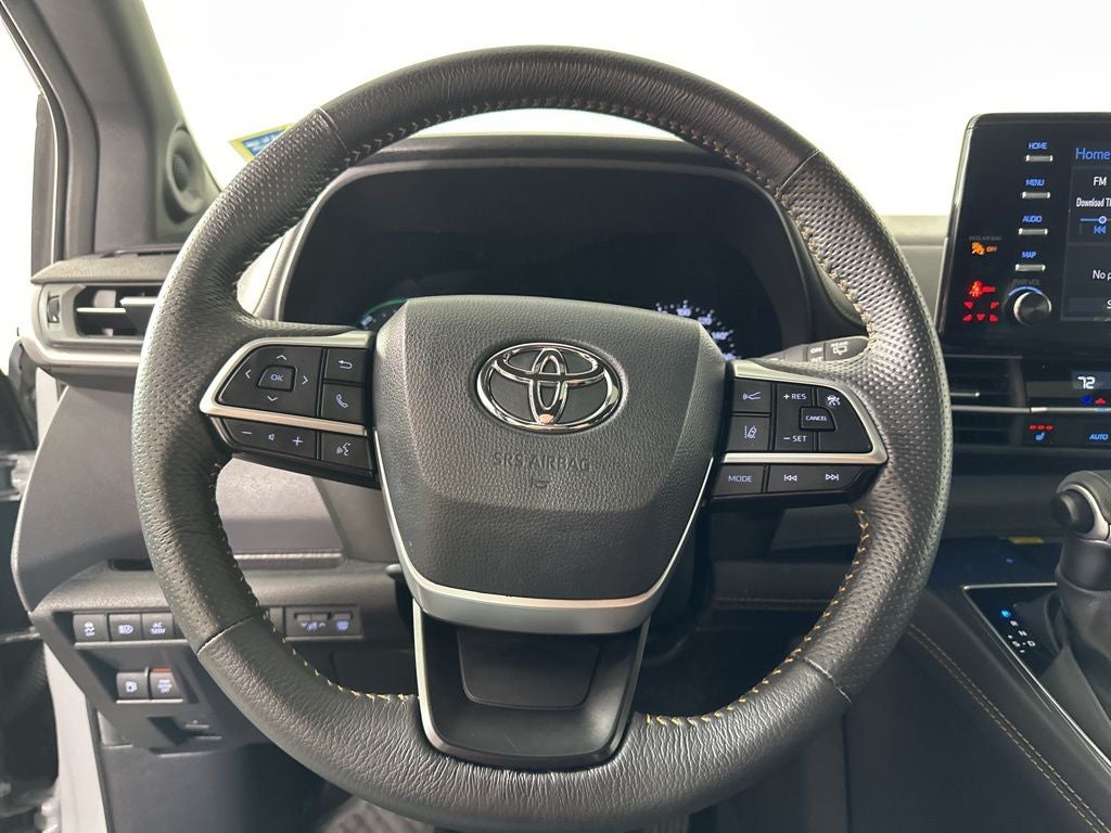 2024 Toyota Sienna Woodland Edition