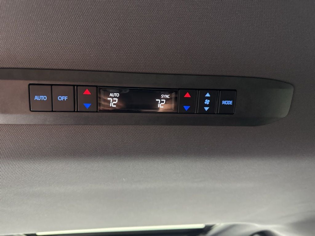 2024 Toyota Sienna Woodland Edition