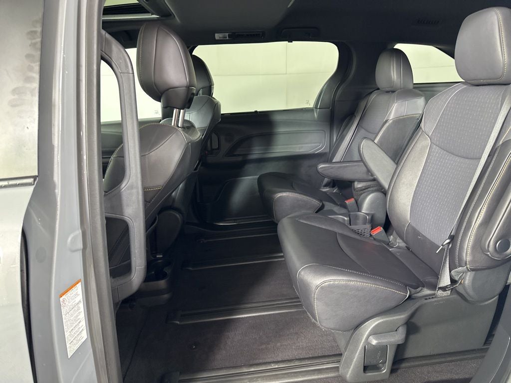 2024 Toyota Sienna Woodland Edition