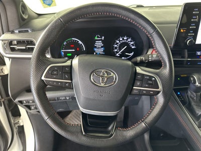 2021 Toyota Sienna XSE 7 Passenger
