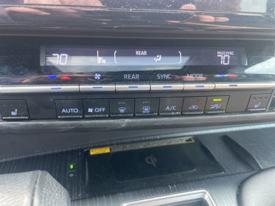 2021 Toyota Sienna XSE 7 Passenger