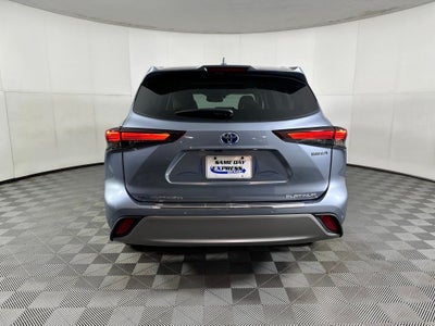 2024 Toyota Highlander Hybrid Platinum