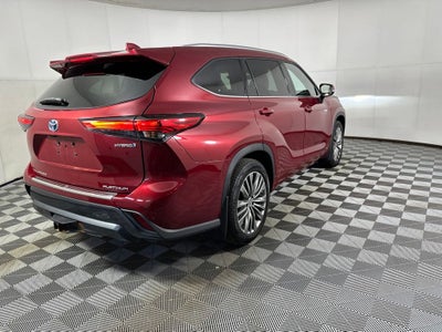 2021 Toyota Highlander Hybrid Platinum