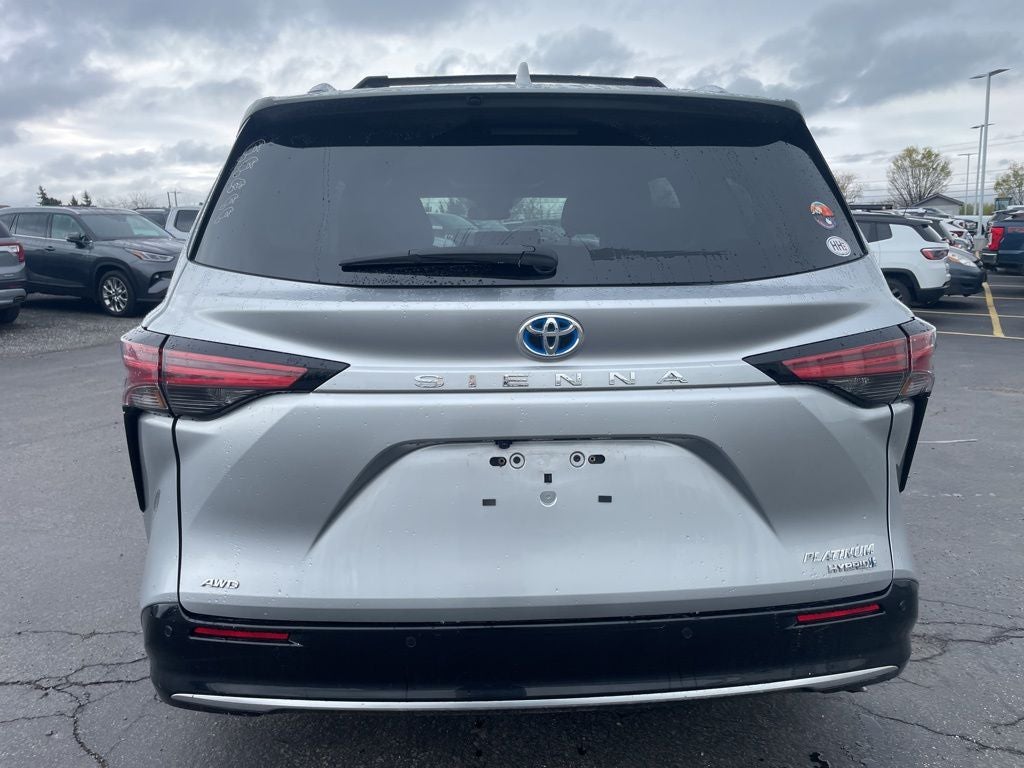 2023 Toyota Sienna Platinum 7 Passenger