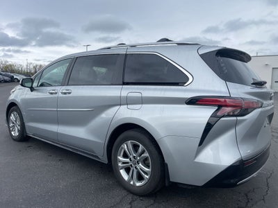 2023 Toyota Sienna Platinum 7 Passenger