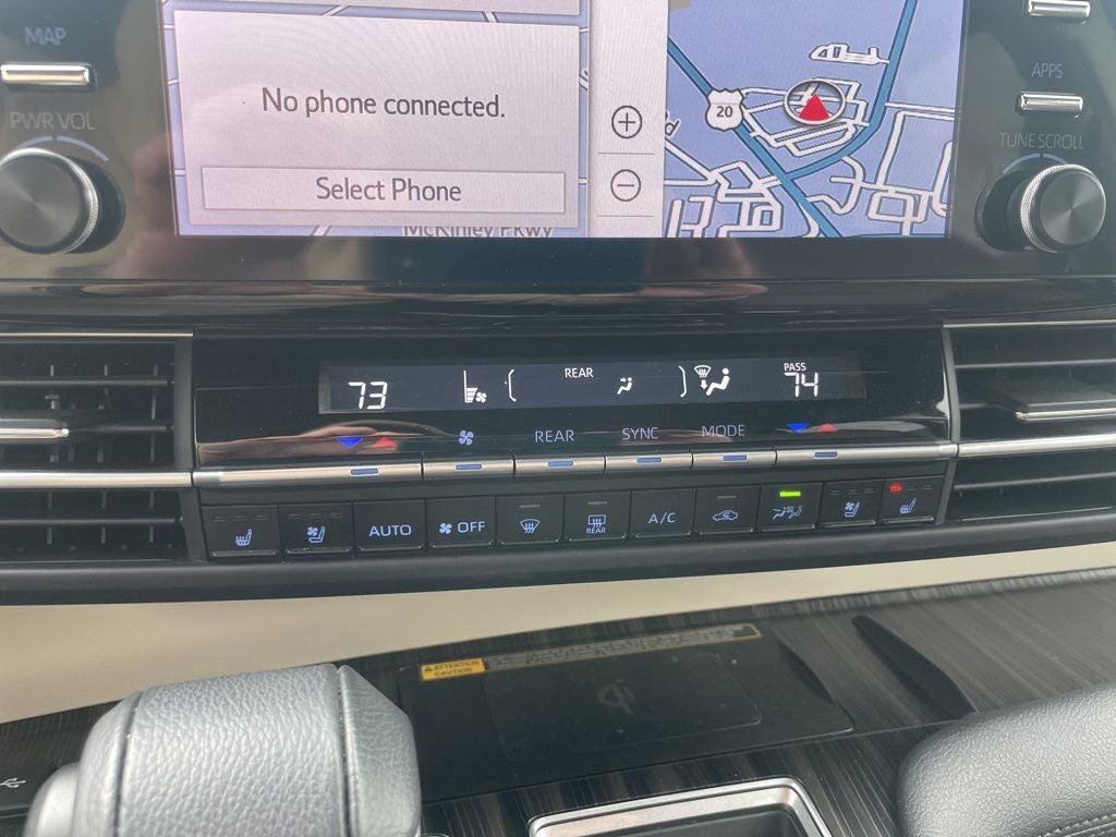2023 Toyota Sienna Platinum 7 Passenger