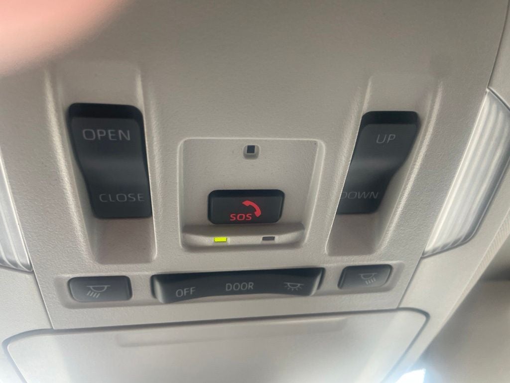 2025 Toyota Highlander Hybrid XLE
