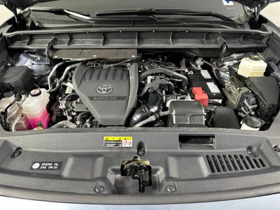 2023 Toyota Highlander Platinum